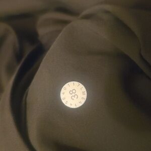 Lululemon 38 brown slacks